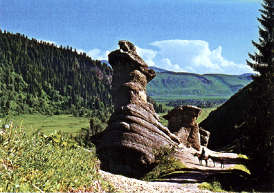 尼勒克唐布拉风景区天气 尼勒克唐布拉风景区天气
