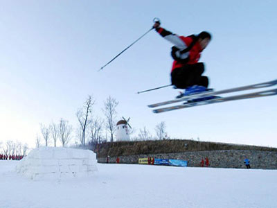 哈尔滨亚布力滑雪天气 哈尔滨亚布力滑雪天气