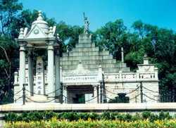 广州黄花岗七十二烈士陵园天气 广州黄花岗七十二烈士陵园天气