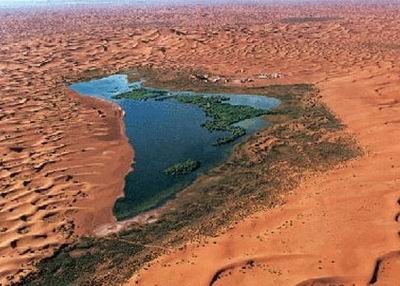 阿拉善腾格里沙漠月亮湖景区天气 阿拉善腾格里沙漠月亮湖景区天气